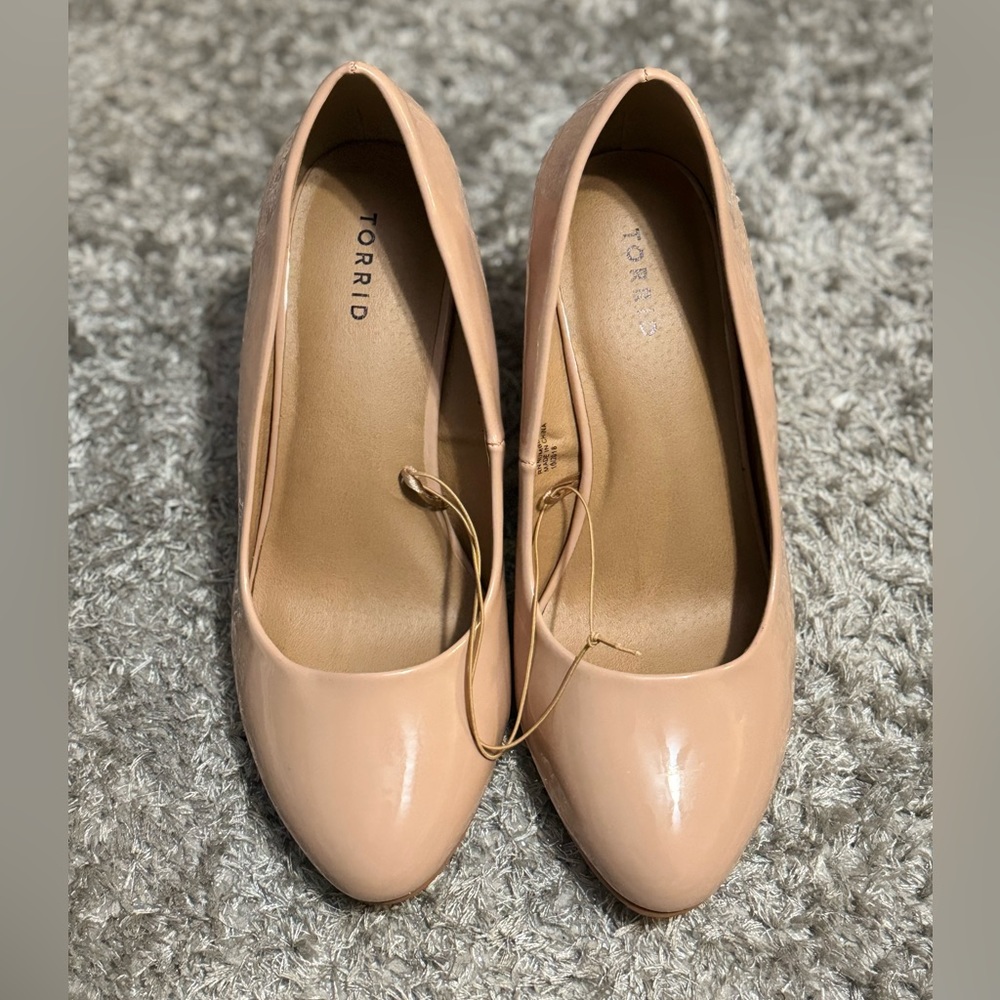 NWT- TORRID Patent Nude  Wedge Heels